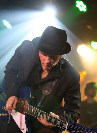 � Copyright 2009 Alan White. All Rights Reserved.