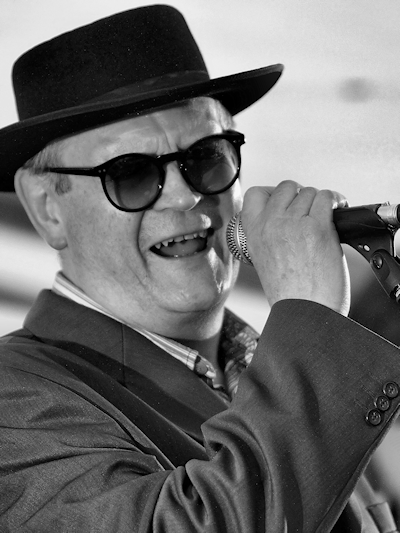 � Copyright 2013 Alan White. All Rights Reserved.