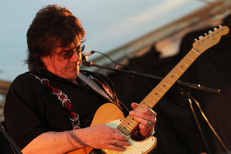 � Copyright 2013 Alan White. All Rights Reserved.