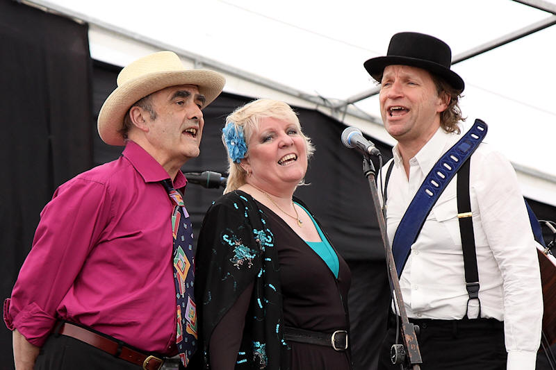 � Copyright 2013 Alan White. All Rights Reserved.