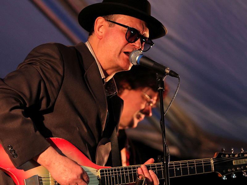 � Copyright 2013 Alan White. All Rights Reserved.