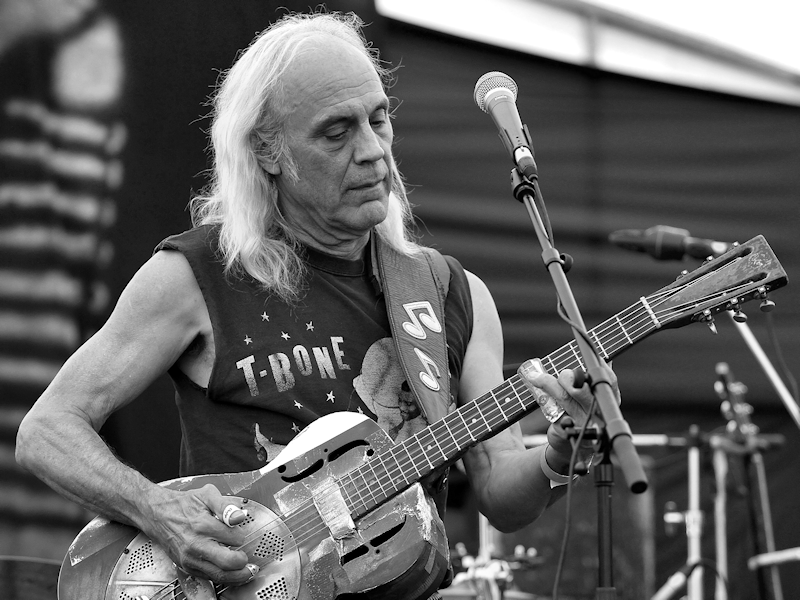 � Copyright 2013 Alan White. All Rights Reserved.