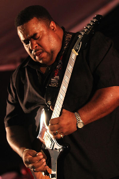 � Copyright 2013 Alan White. All Rights Reserved.