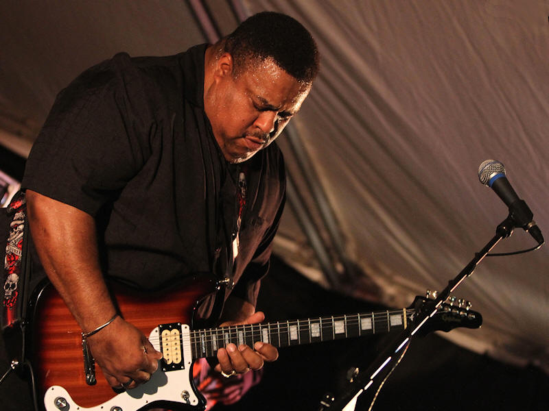 � Copyright 2013 Alan White. All Rights Reserved.