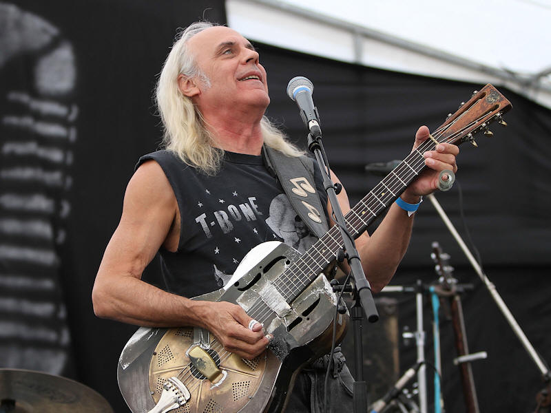 � Copyright 2013 Alan White. All Rights Reserved.