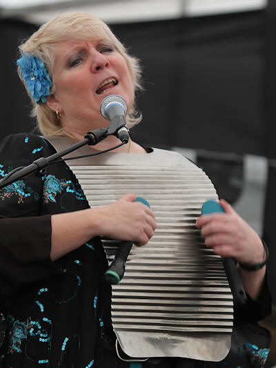 � Copyright 2013 Alan White. All Rights Reserved.