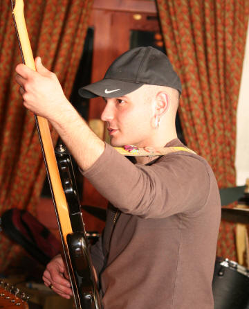 � Copyright 2008 Alan White. All Rights Reserved.