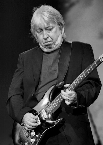 � Copyright 2012 Alan White. All Rights Reserved.