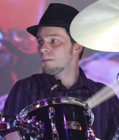 � Copyright 2009 Alan White. All Rights Reserved.