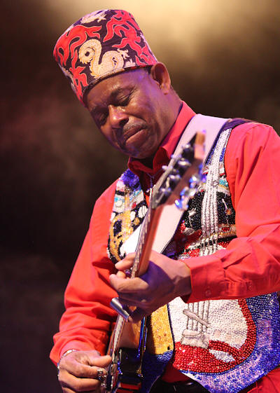 � Copyright 2009 Alan White. All Rights Reserved.