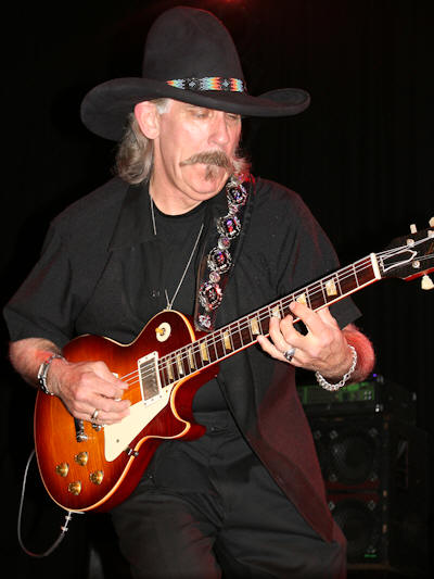 � Copyright 2009 Alan White. All Rights Reserved.