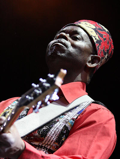 � Copyright 2009 Alan White. All Rights Reserved.