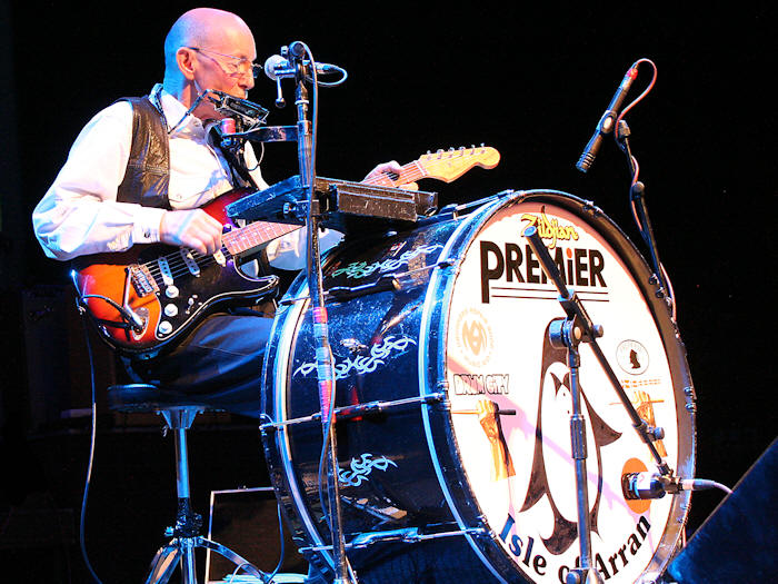 � Copyright 2009 Alan White. All Rights Reserved.