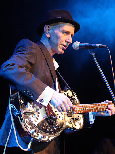 � Copyright 2009 Alan White. All Rights Reserved.