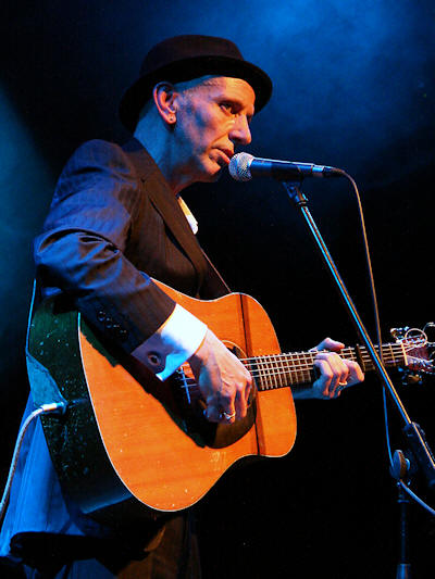 � Copyright 2009 Alan White. All Rights Reserved.