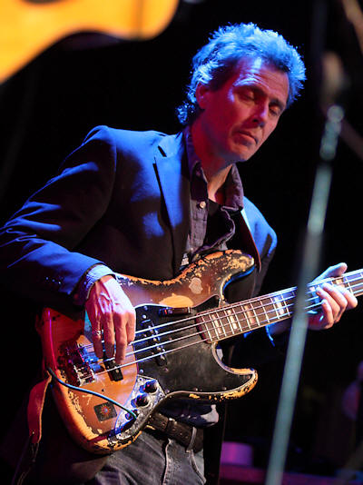 � Copyright 2009 Alan White. All Rights Reserved.