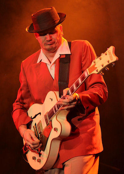 � Copyright 2012 Alan White. All Rights Reserved.