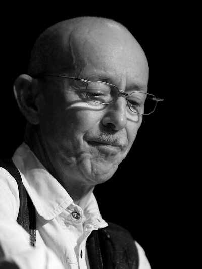 � Copyright 2009 Alan White. All Rights Reserved.