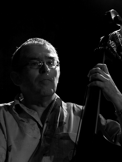 � Copyright 2009 Alan White. All Rights Reserved.