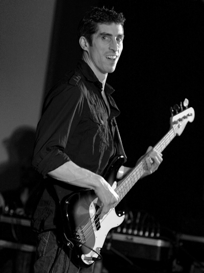 � Copyright 2009 Alan White. All Rights Reserved.