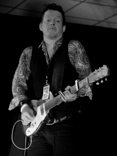 � Copyright 2009 Alan White. All Rights Reserved.