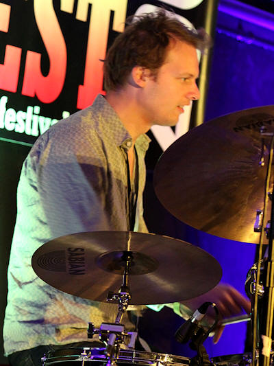 � Copyright 2009 Alan White. All Rights Reserved.