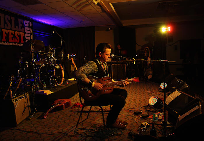 � Copyright 2009 Alan White. All Rights Reserved.