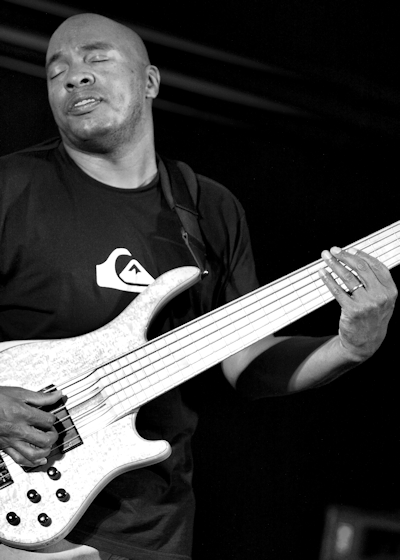  Copyright 2009 Alan White. All Rights Reserved.