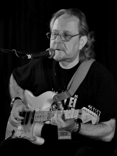 � Copyright 2012 Alan White. All Rights Reserved.