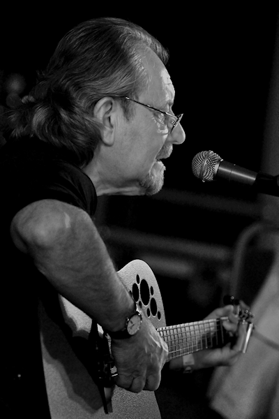 � Copyright 2012 Alan White. All Rights Reserved.