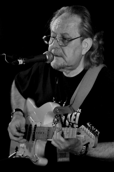 � Copyright 2012 Alan White. All Rights Reserved.