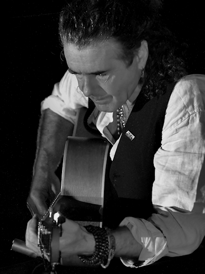 � Copyright 2012 Alan White. All Rights Reserved.