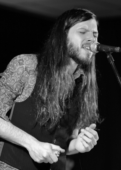 � Copyright 2009 Alan White. All Rights Reserved.