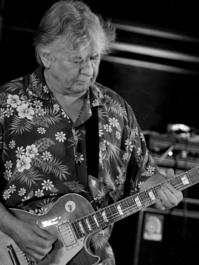 � Copyright 2012 Alan White. All Rights Reserved.