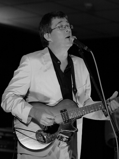 � Copyright 2009 Alan White. All Rights Reserved.