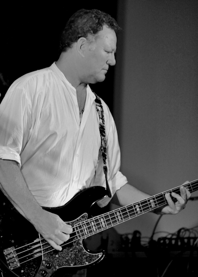 � Copyright 2009 Alan White. All Rights Reserved.