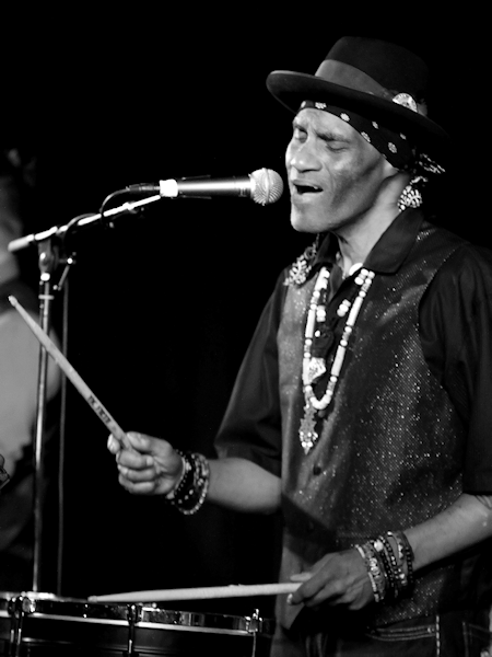 � Copyright 2013 Alan White. All Rights Reserved.