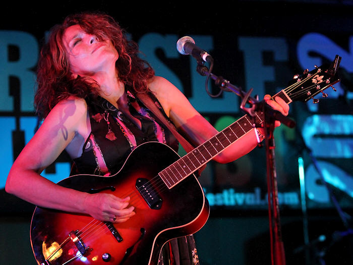 � Copyright 2012 Alan White. All Rights Reserved.