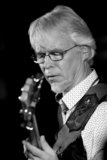 � Copyright 2013 Alan White. All Rights Reserved.