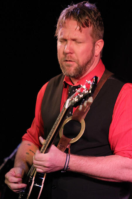 � Copyright 2013 Alan White. All Rights Reserved.