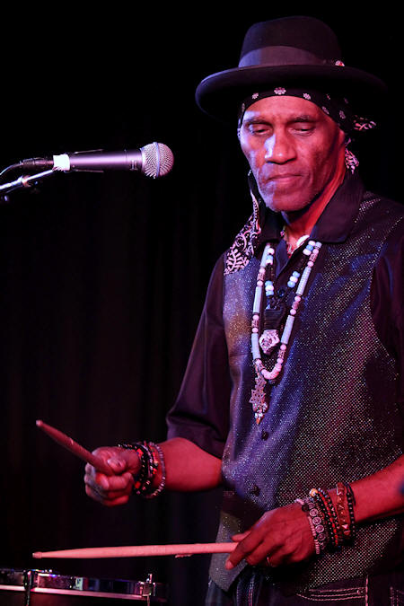 � Copyright 2013 Alan White. All Rights Reserved.