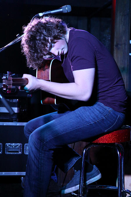 � Copyright 2014 Alan White. All Rights Reserved.