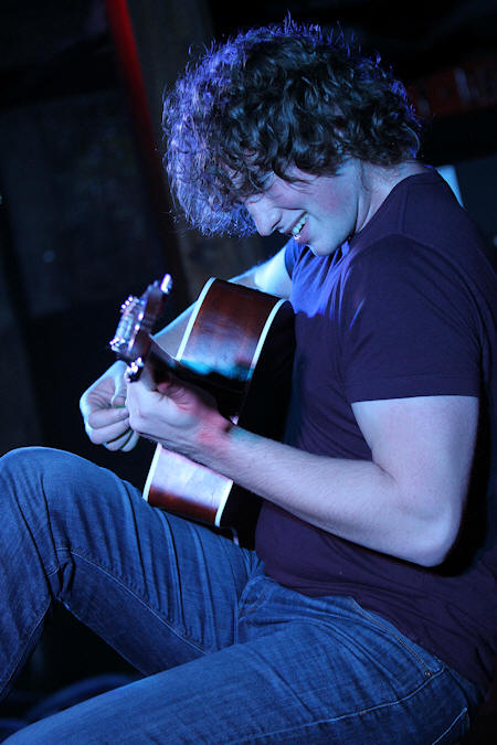 � Copyright 2014 Alan White. All Rights Reserved.