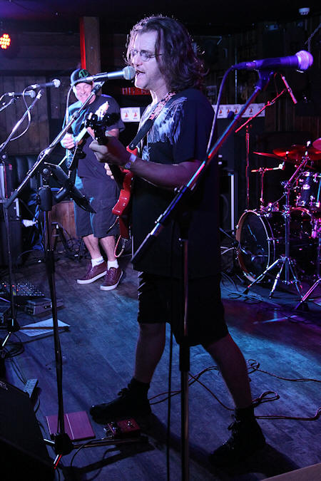 � Copyright 2014 Alan White. All Rights Reserved.