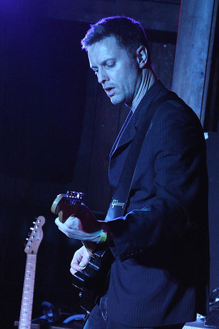 � Copyright 2014 Alan White. All Rights Reserved.