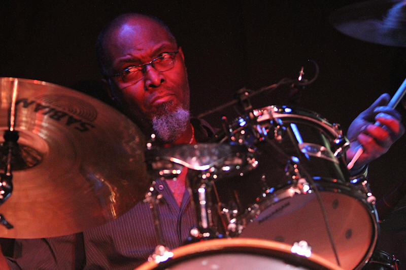 � Copyright 2014 Alan White. All Rights Reserved.