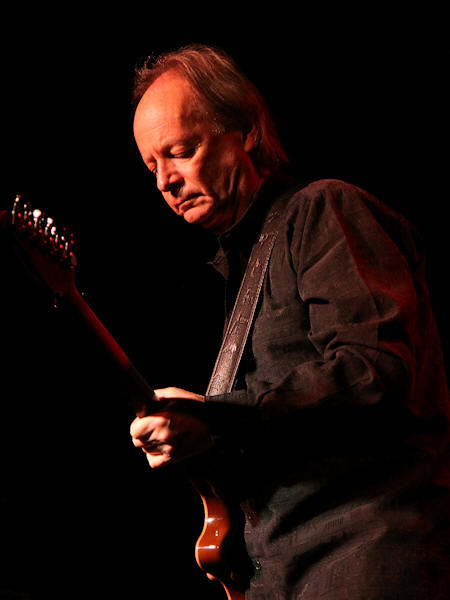 � Copyright 2014 Alan White. All Rights Reserved.