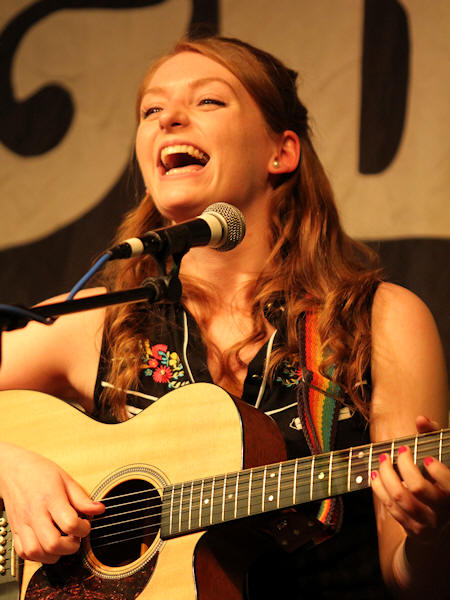 � Copyright 2014 Alan White. All Rights Reserved.