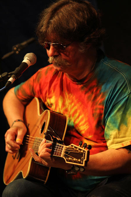 � Copyright 2014 Alan White. All Rights Reserved.