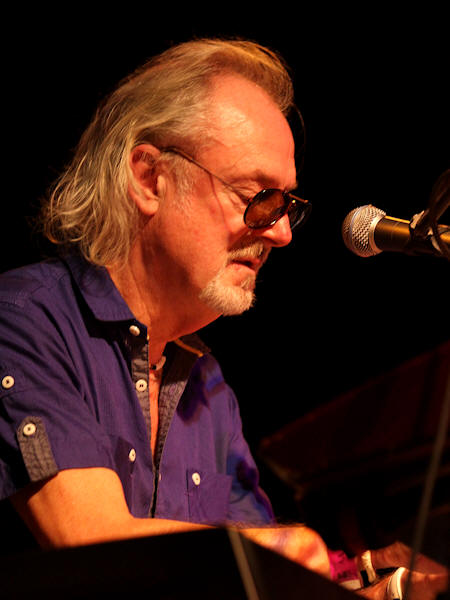 � Copyright 2013 Alan White. All Rights Reserved.